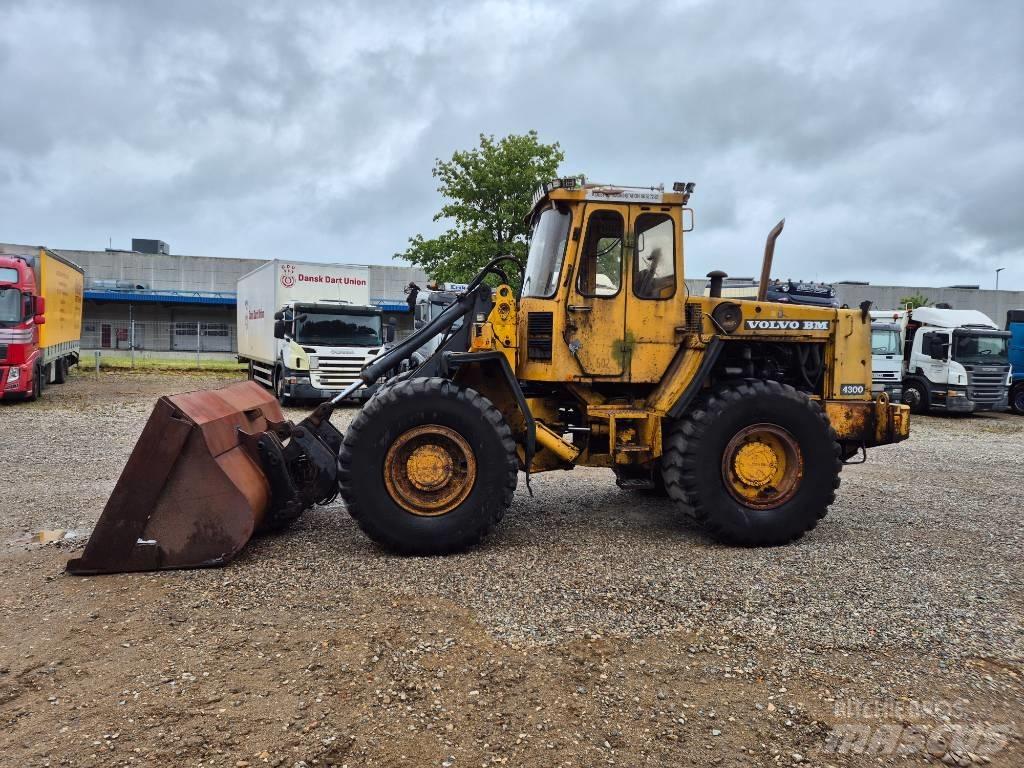 Volvo BM 4300 Фронтальные погрузчики