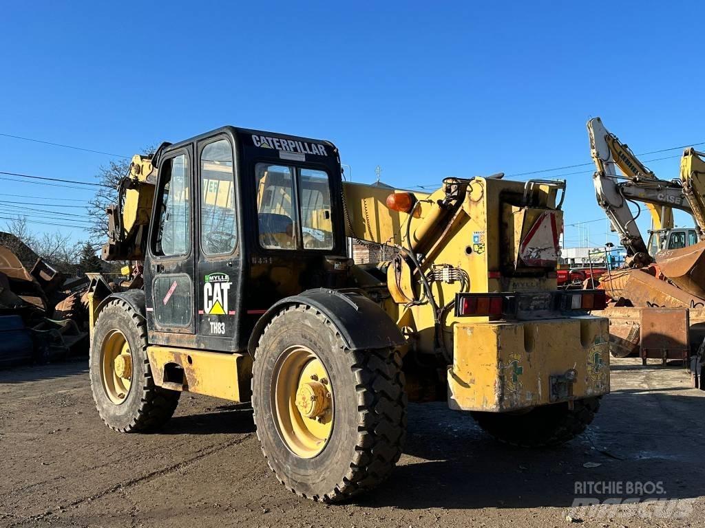 CAT TH 83 Сельскохозяйственные телескопические погрузчики