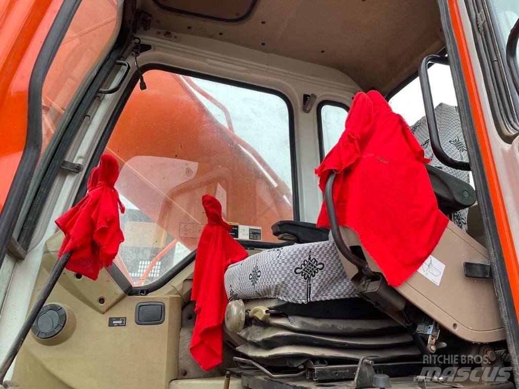 Doosan DH 220 Гусеничные экскаваторы
