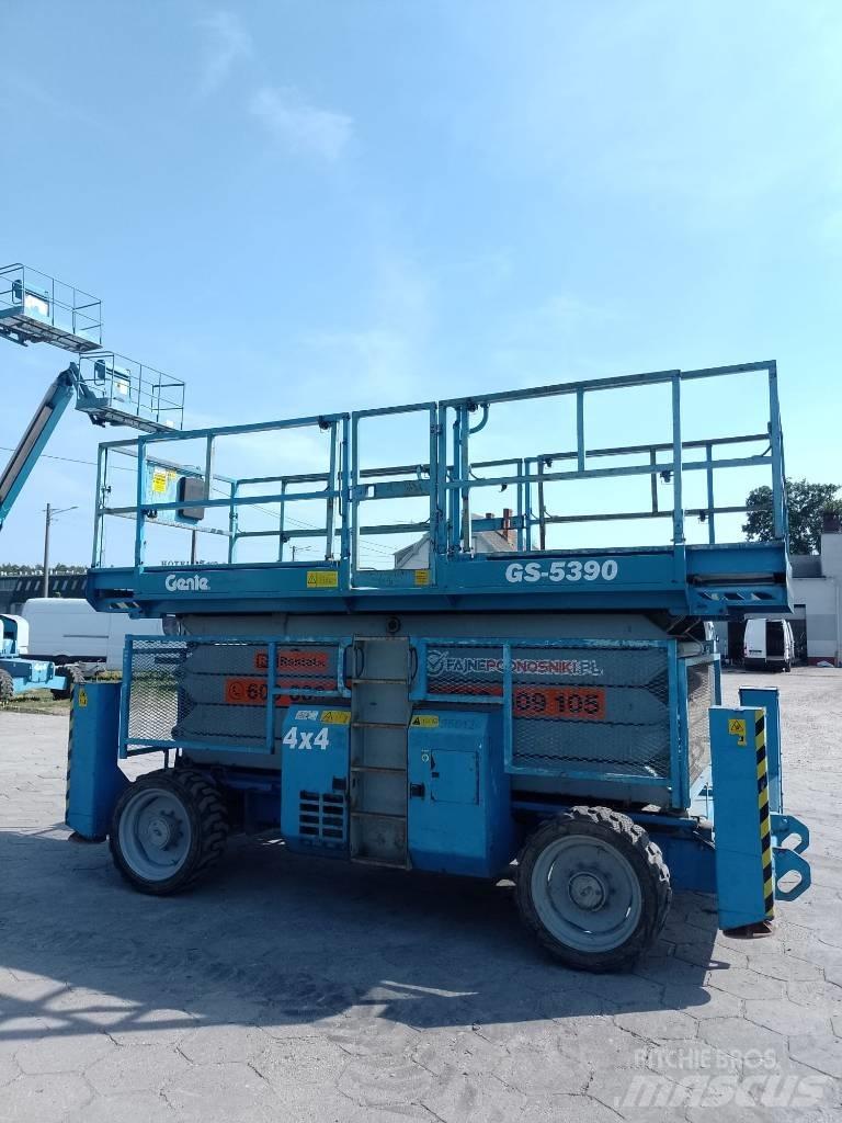 Genie 5390 Ножничные подъемники