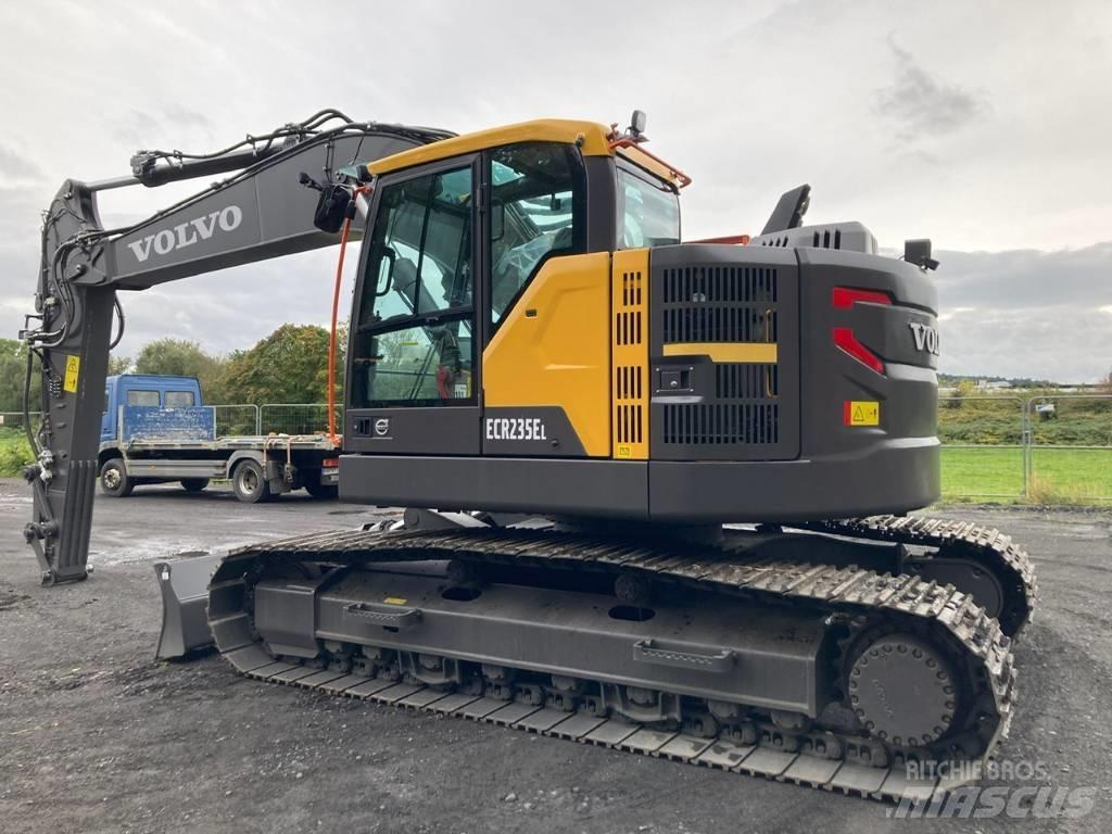 Volvo ECR 235 E L Гусеничные экскаваторы