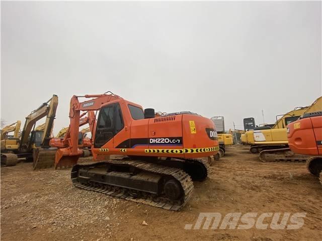 Doosan DH220LC-7 Гусеничные экскаваторы