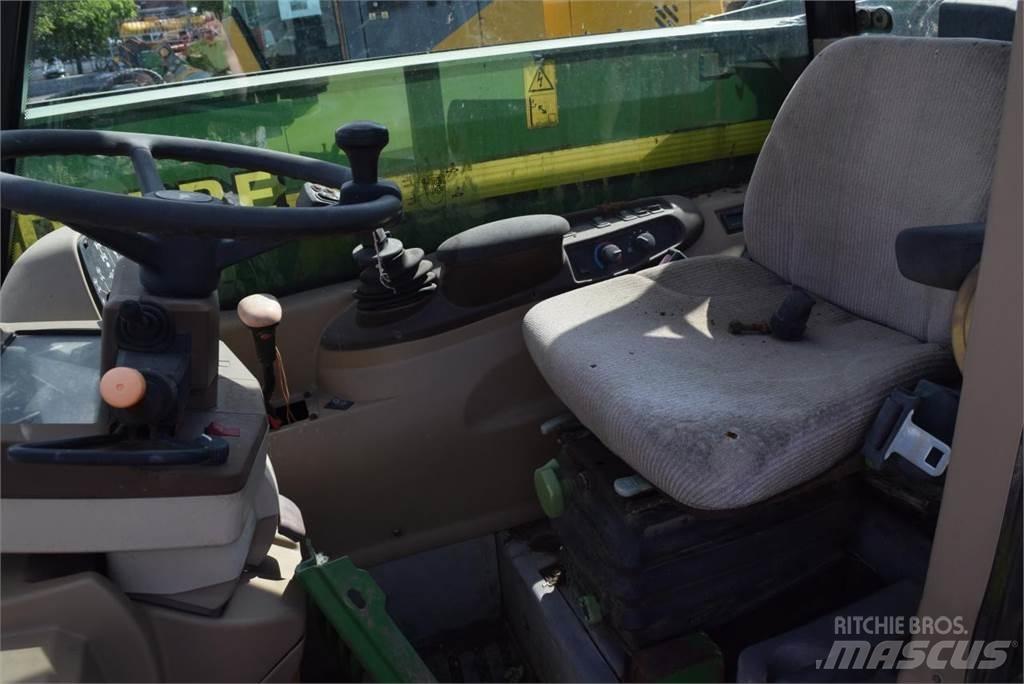 John Deere 3200 Телескопические подъемники