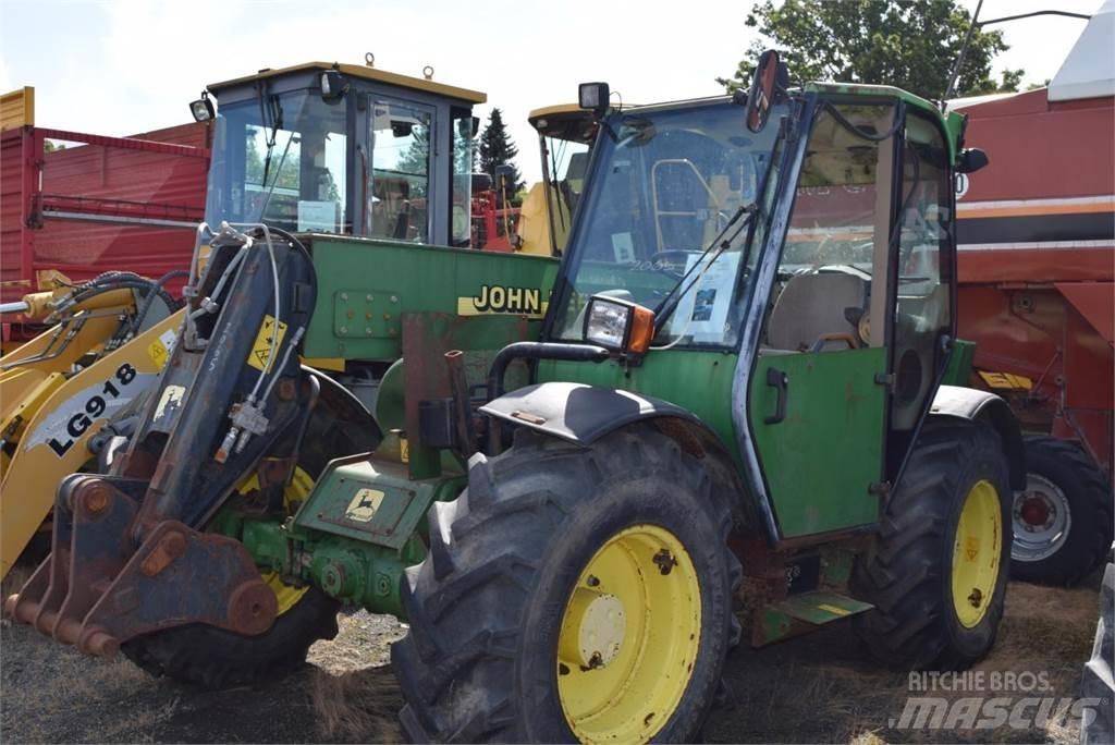 John Deere 3200 Телескопические подъемники