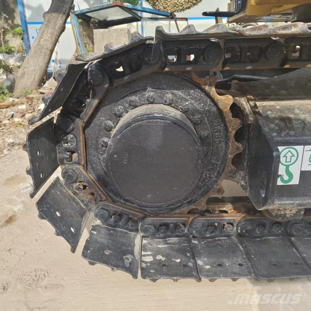 CAT 310 Гусеничные экскаваторы