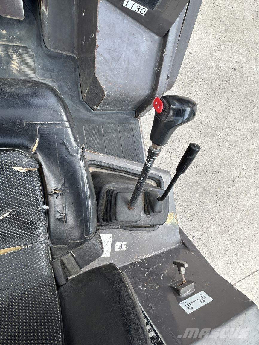 Manitou MH25-4 Внедорожные погрузчики