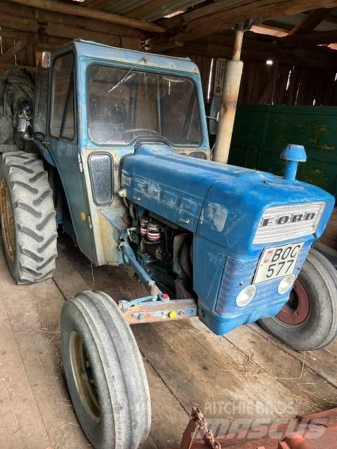 Ford 2000 Трактора