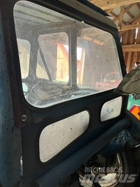Ford 2000 Трактора