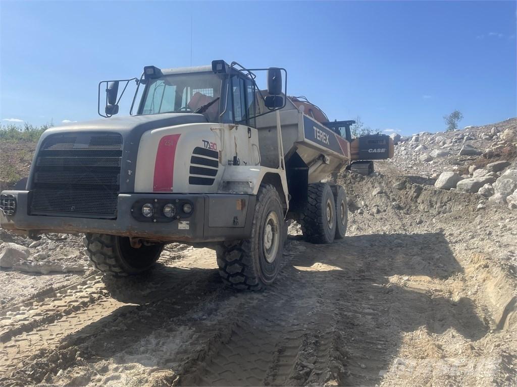 Terex TA 30 Шарнирно-сочленённые самосвалы