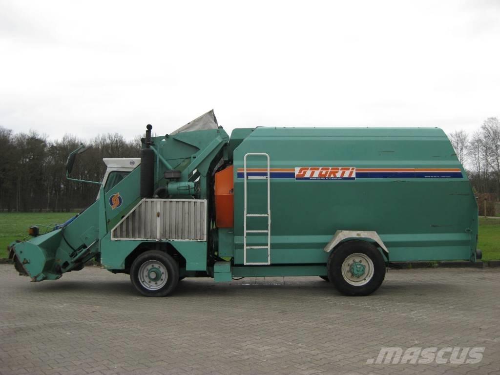 Storti Bulldog Кормораздатчики