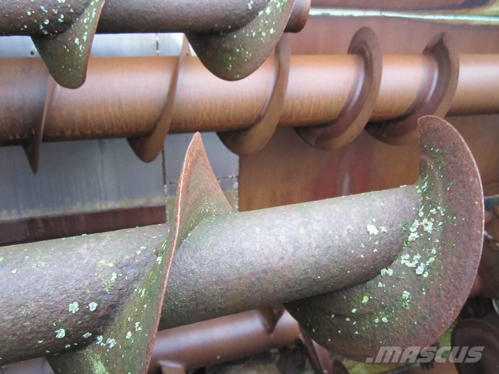 Storti Bulldog Кормораздатчики
