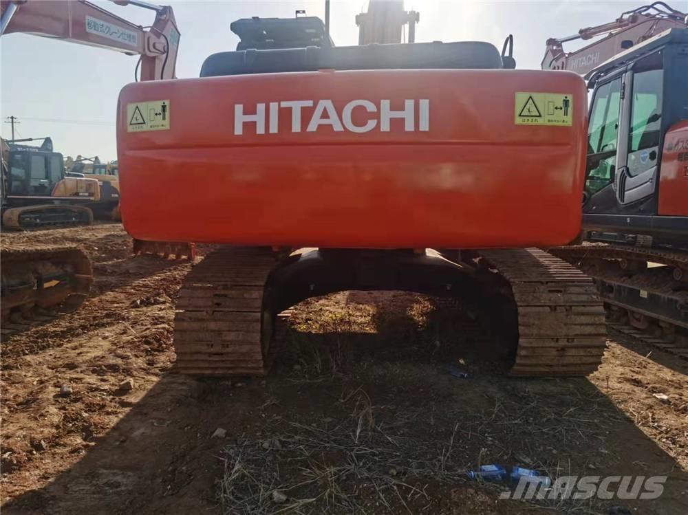 Hitachi ZX210 Гусеничные экскаваторы