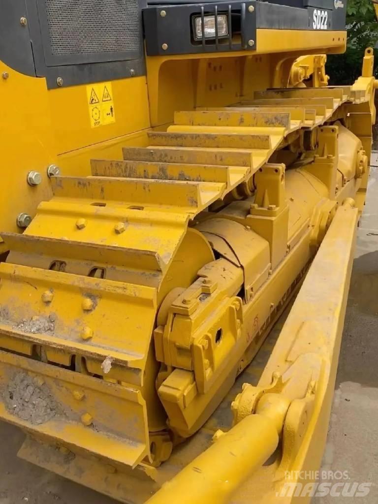 Shantui SD 22 Гусеничные бульдозеры