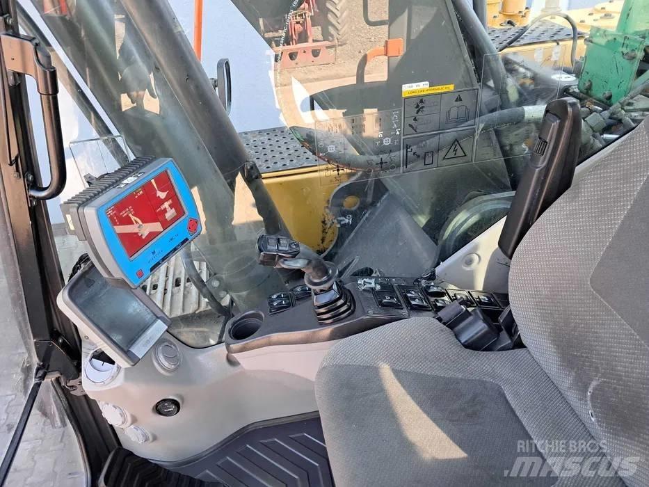 Volvo EC 220 DL Гусеничные экскаваторы