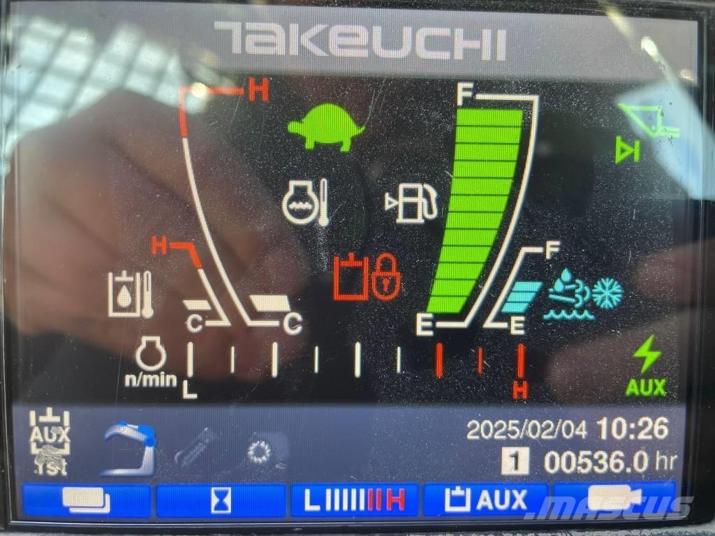 Takeuchi TL12 V2 Мини-погрузчики