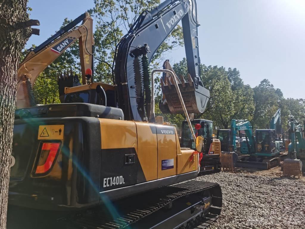 Volvo EC 140 DL Гусеничные экскаваторы