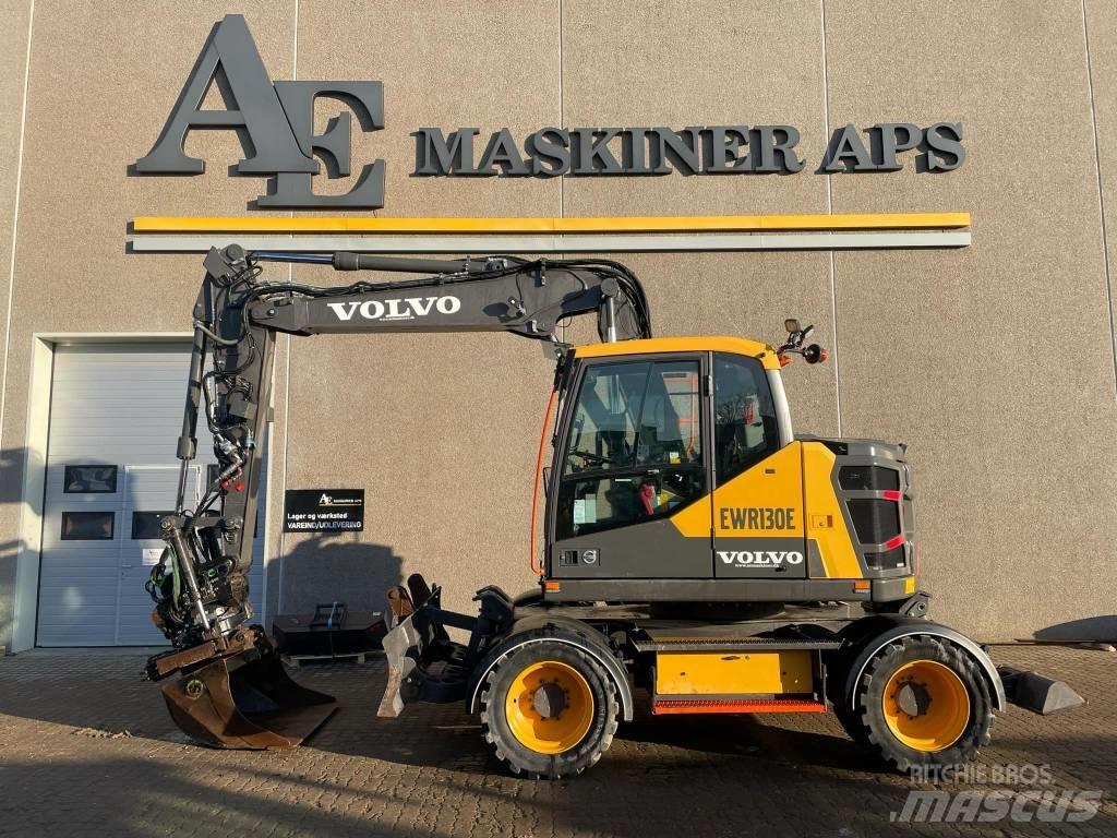 Volvo EWR130E Колёсные экскаваторы