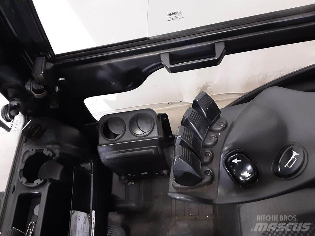 Yale GLP30VX Газовые погрузчики