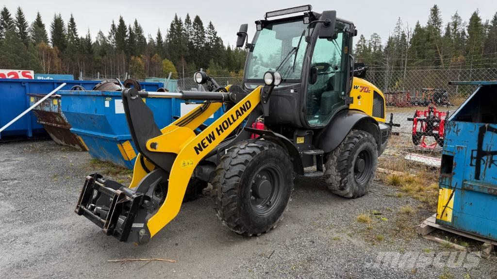 New Holland W70C Фронтальные погрузчики