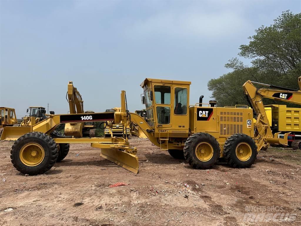 CAT 140G Грейдеры