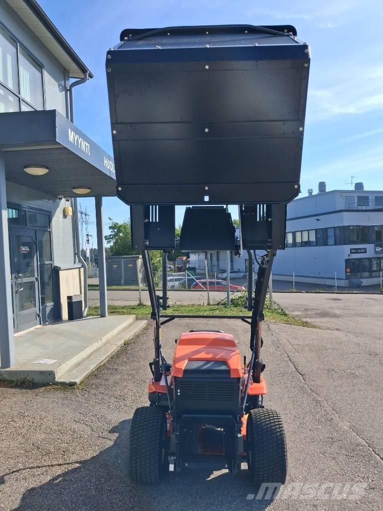 Kubota GZD 21 Самоходные газонокосилки