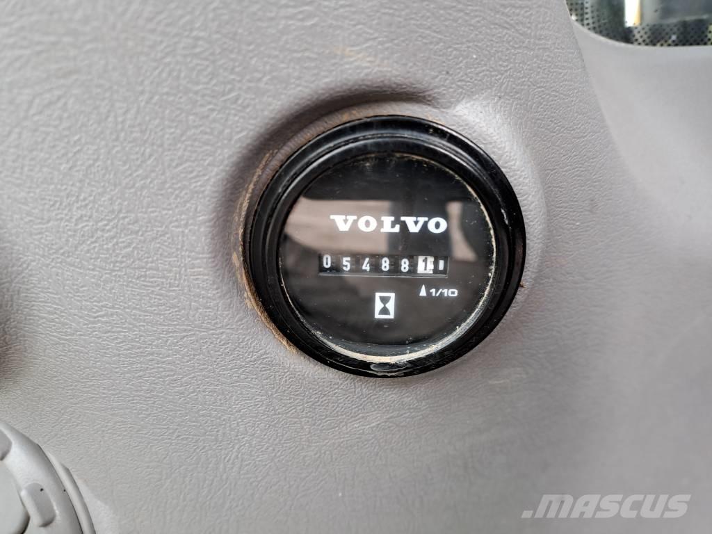 Volvo EC 140 EL Гусеничные экскаваторы