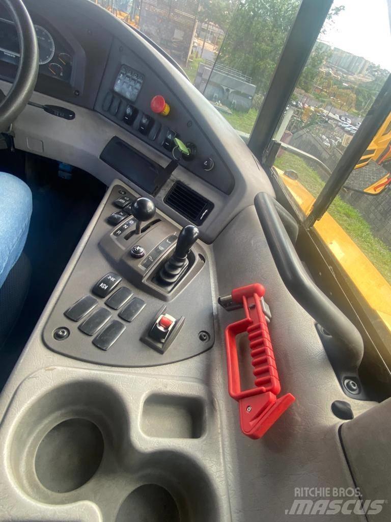 Volvo A 30 G Шарнирно-сочленённые самосвалы