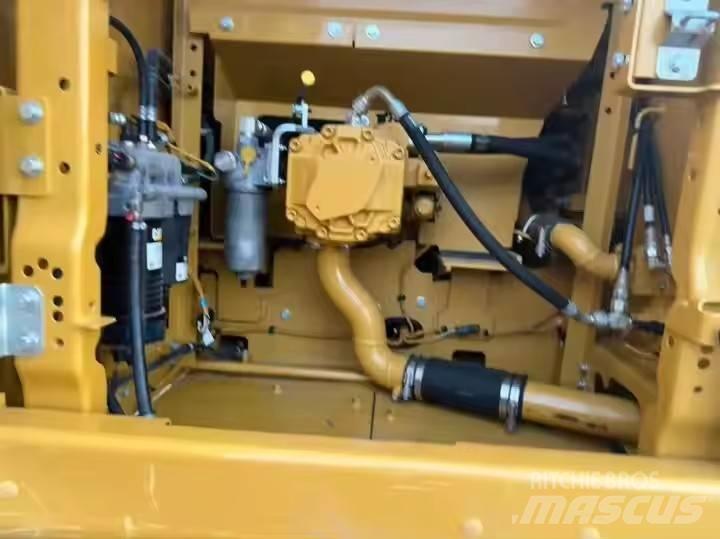CAT CAT320GC Гусеничные экскаваторы