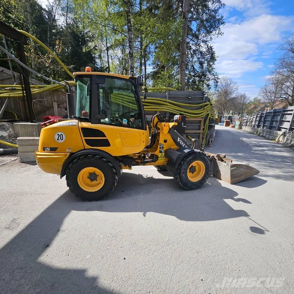 Volvo L25f Фронтальные погрузчики