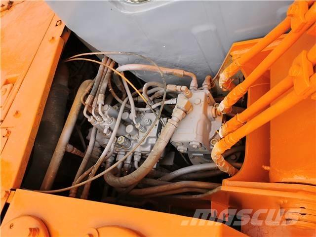 Hitachi EX60 Гусеничные экскаваторы