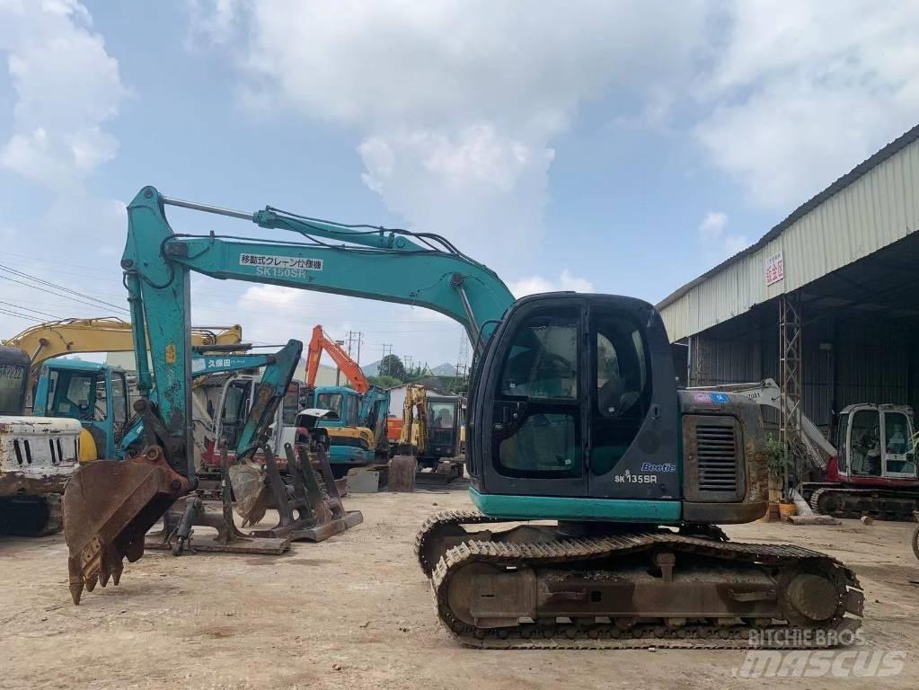 Kobelco SK 135 Гусеничные экскаваторы