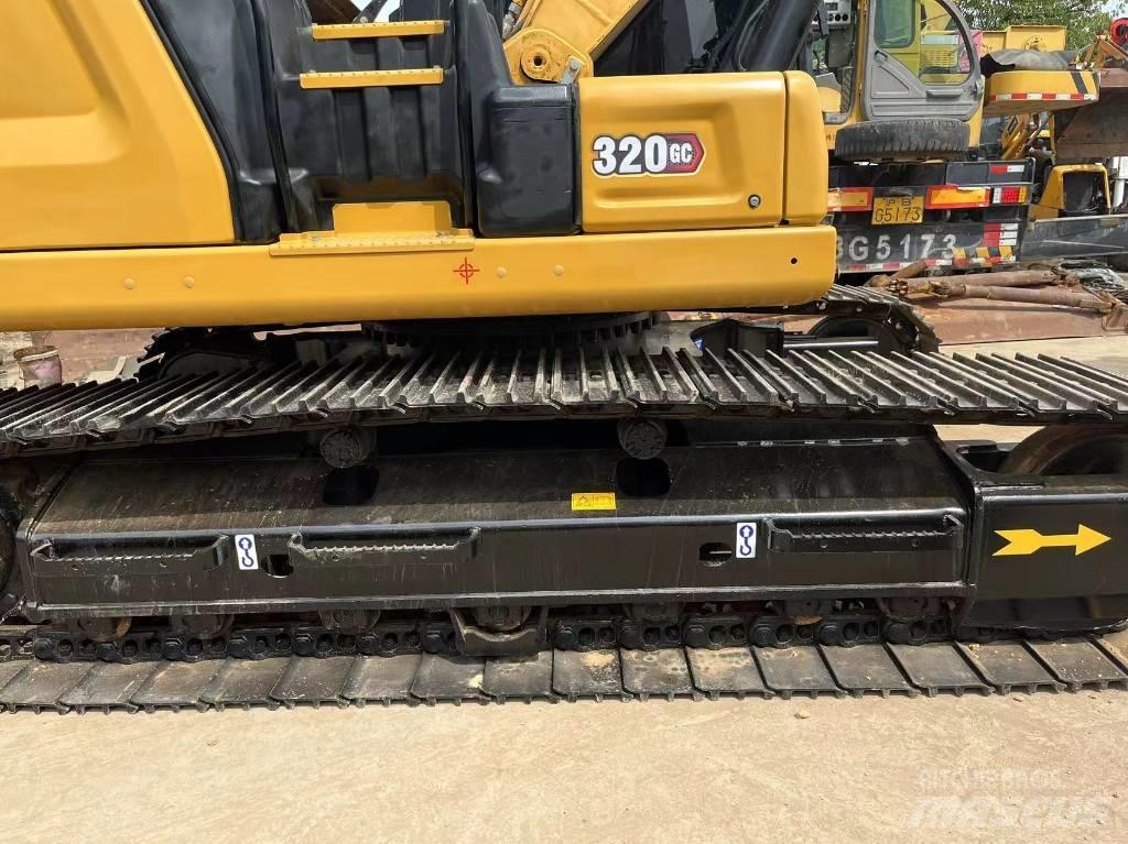 CAT 320 GC Гусеничные экскаваторы