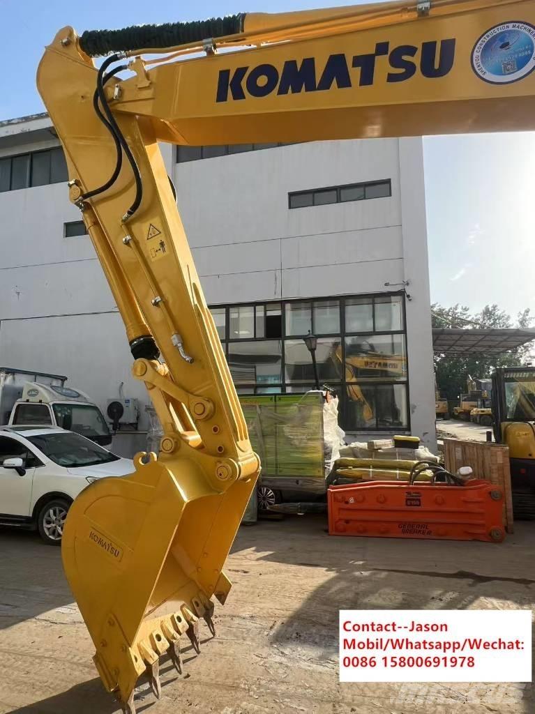 Komatsu PC 220-8 Гусеничные экскаваторы