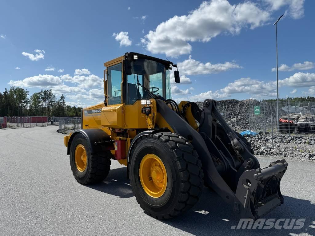 Volvo L 70 C Фронтальные погрузчики