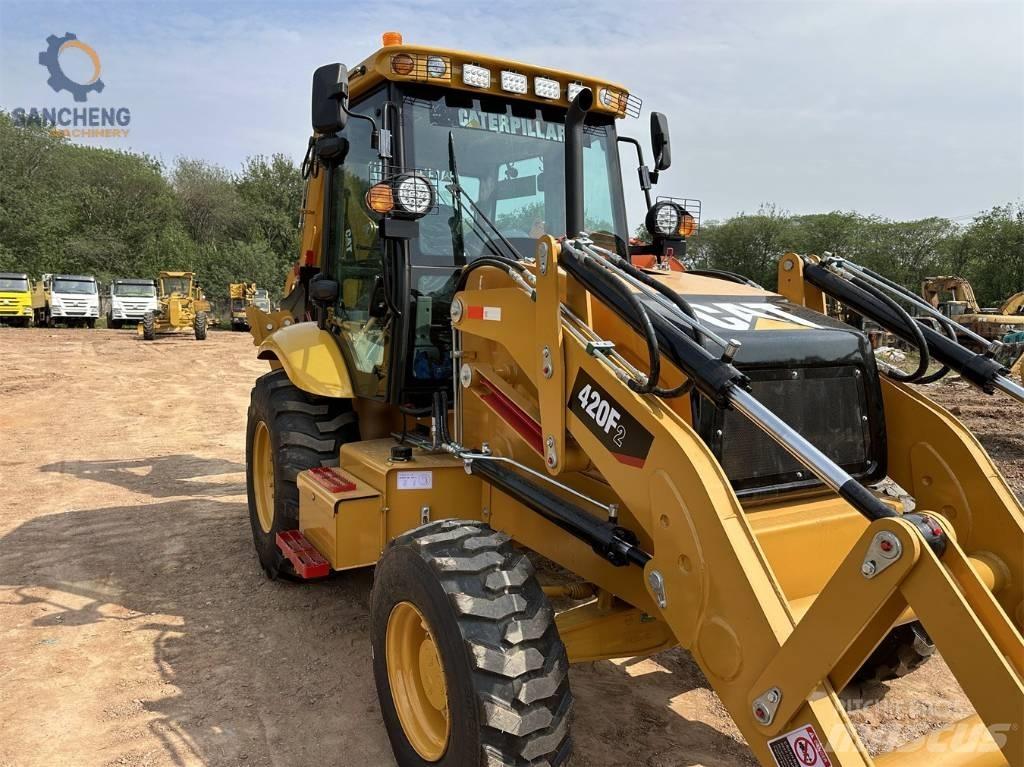 CAT 420F2 Экскаваторы-погрузчики