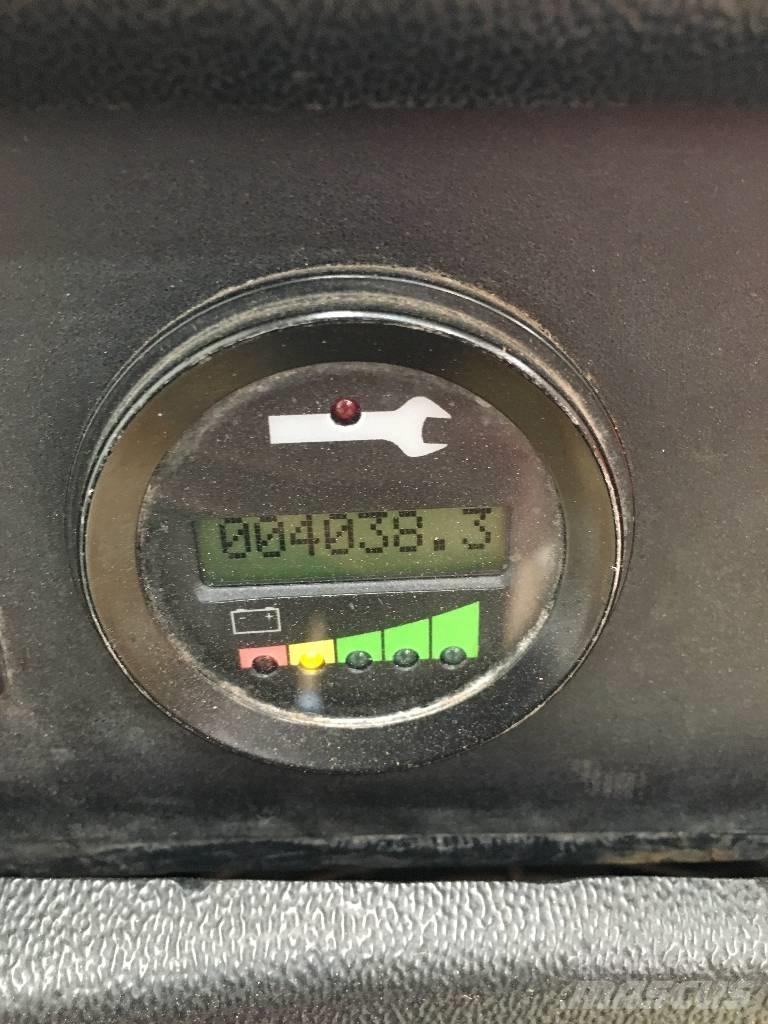 Hyster R30XMF2 Высотные комплектовщики