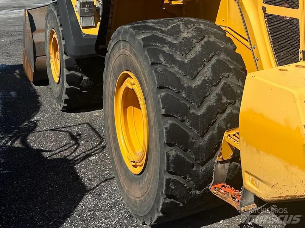 Volvo L 260 H Фронтальные погрузчики