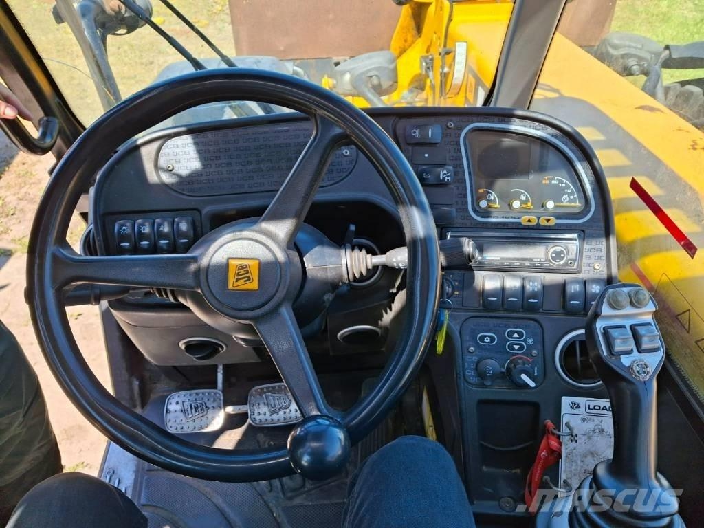 JCB 560-80 Agri Plus Телескопические фронтальные погрузчики