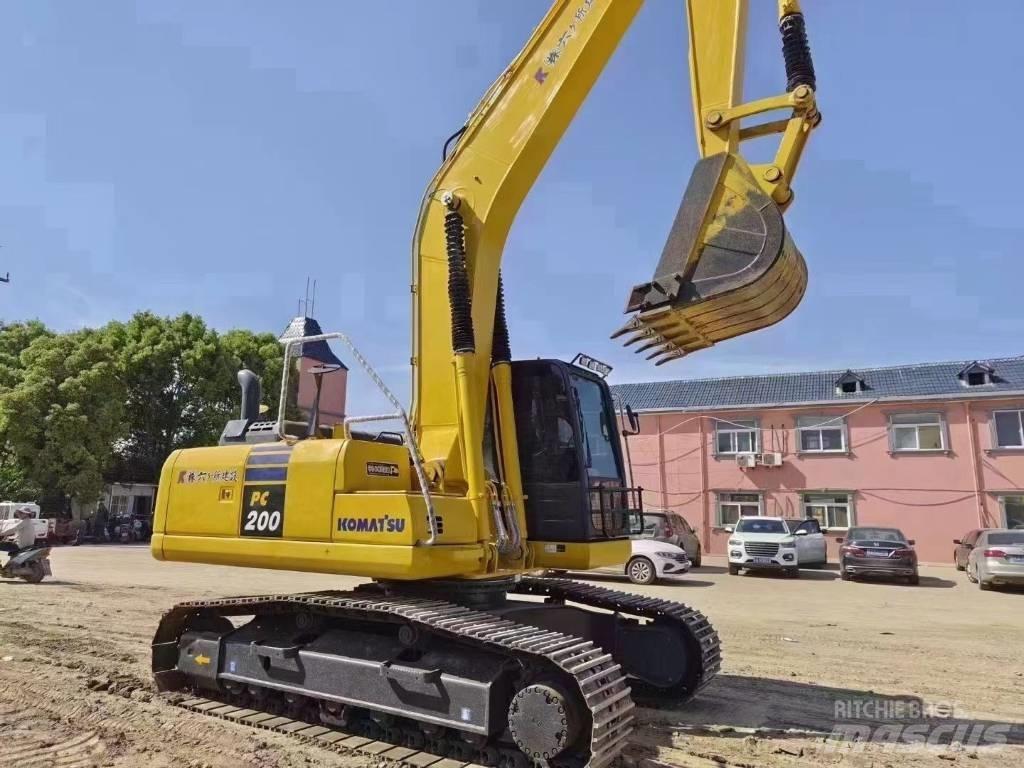 Komatsu PC 200-8 Гусеничные экскаваторы