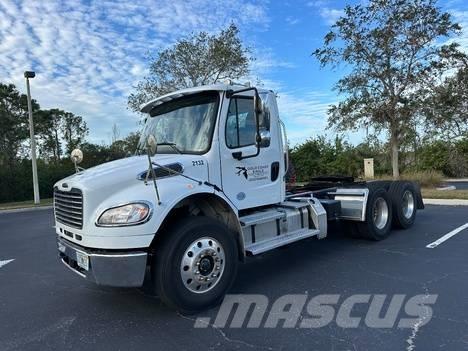 Freightliner M2 Седельные тягачи