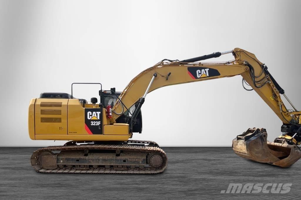 CAT 323 F Гусеничные экскаваторы