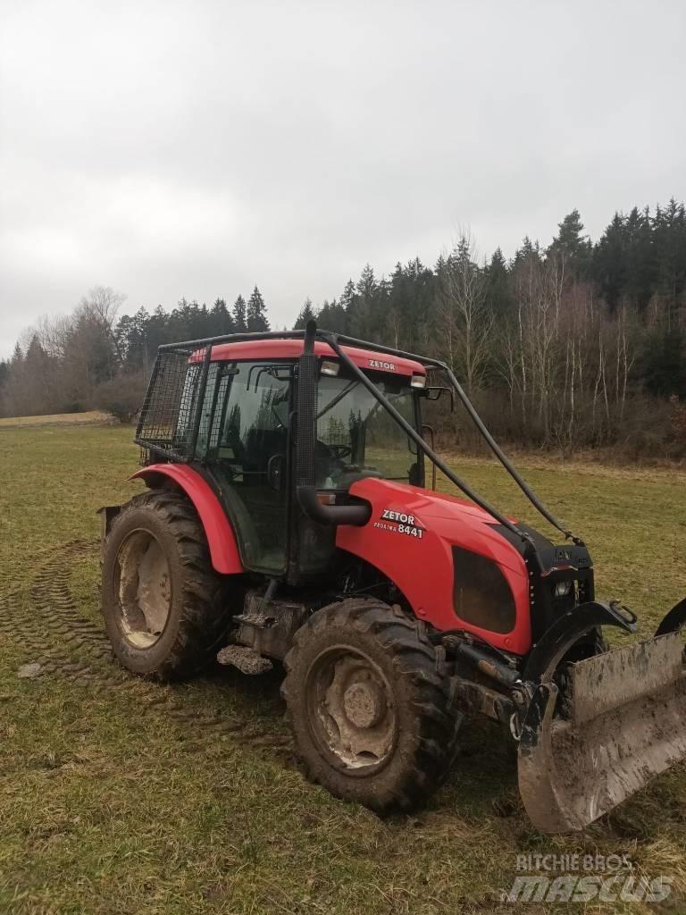 Zetor Proxima 8441 Трактора