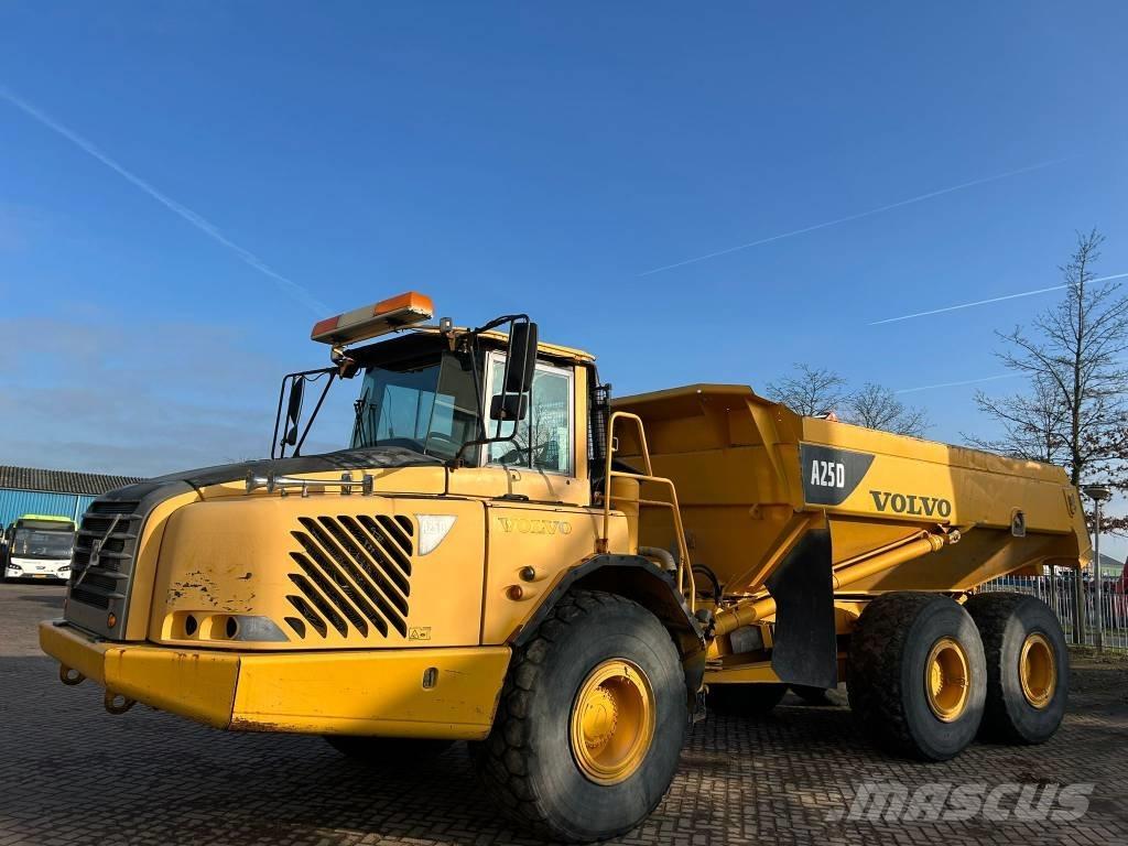 Volvo A 25 D Шарнирно-сочленённые самосвалы