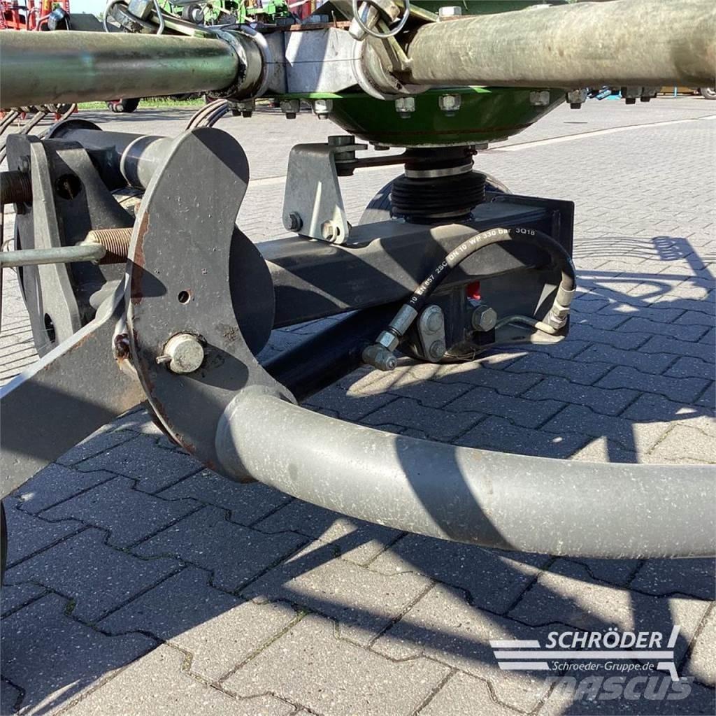 Fendt FORMER 1502 Рядковые косилки