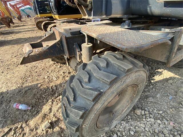 Doosan DX60W Гусеничные экскаваторы