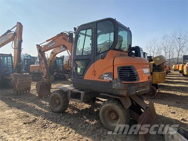 Doosan DX60W Гусеничные экскаваторы