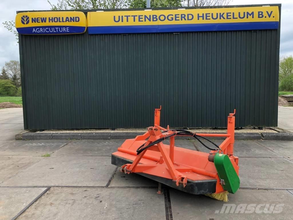 Holaras H-220 V Вакуумные уборочные машины