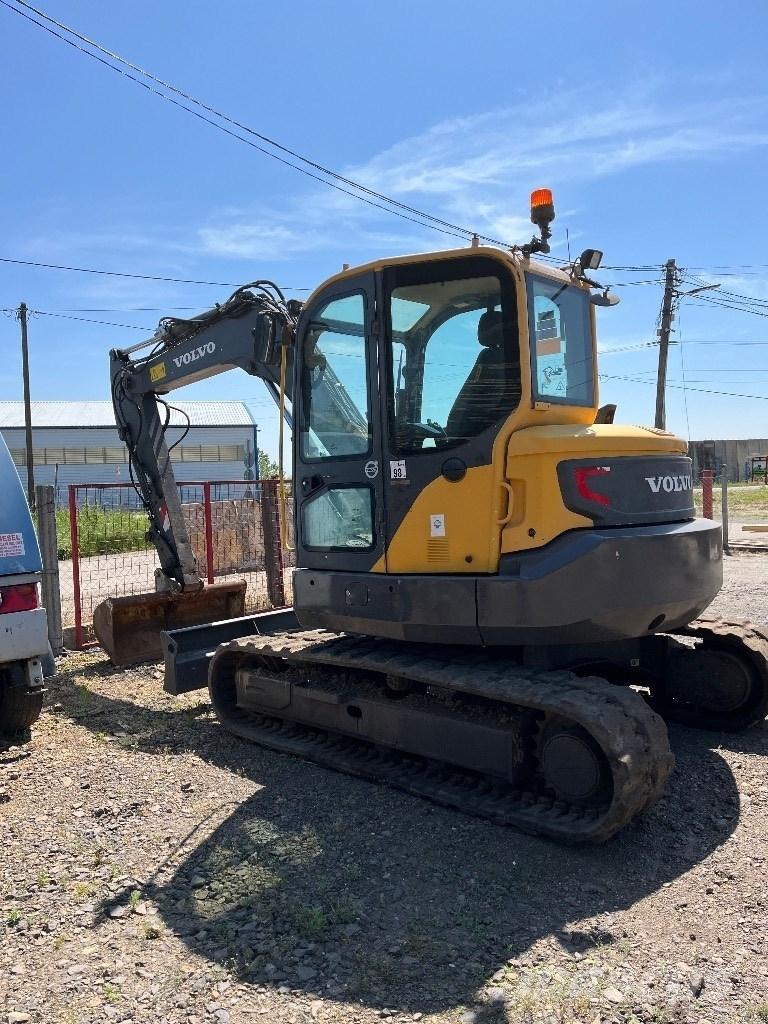 Volvo ECR88D Малые экскаваторы 7т-12т