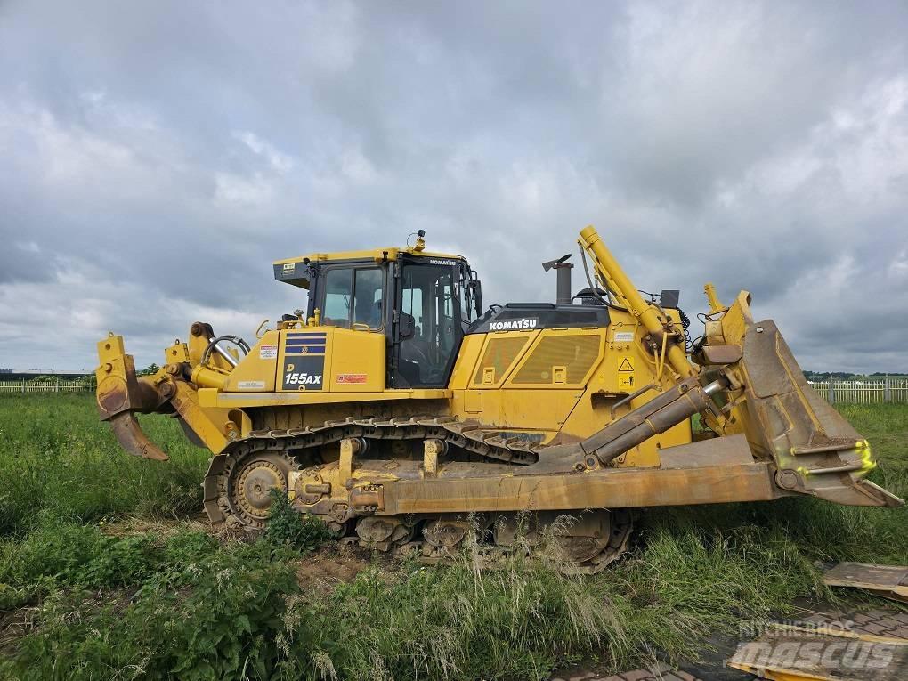 Komatsu D155AX-8 Гусеничные бульдозеры