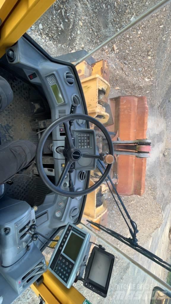 Volvo L 180 C Фронтальные погрузчики